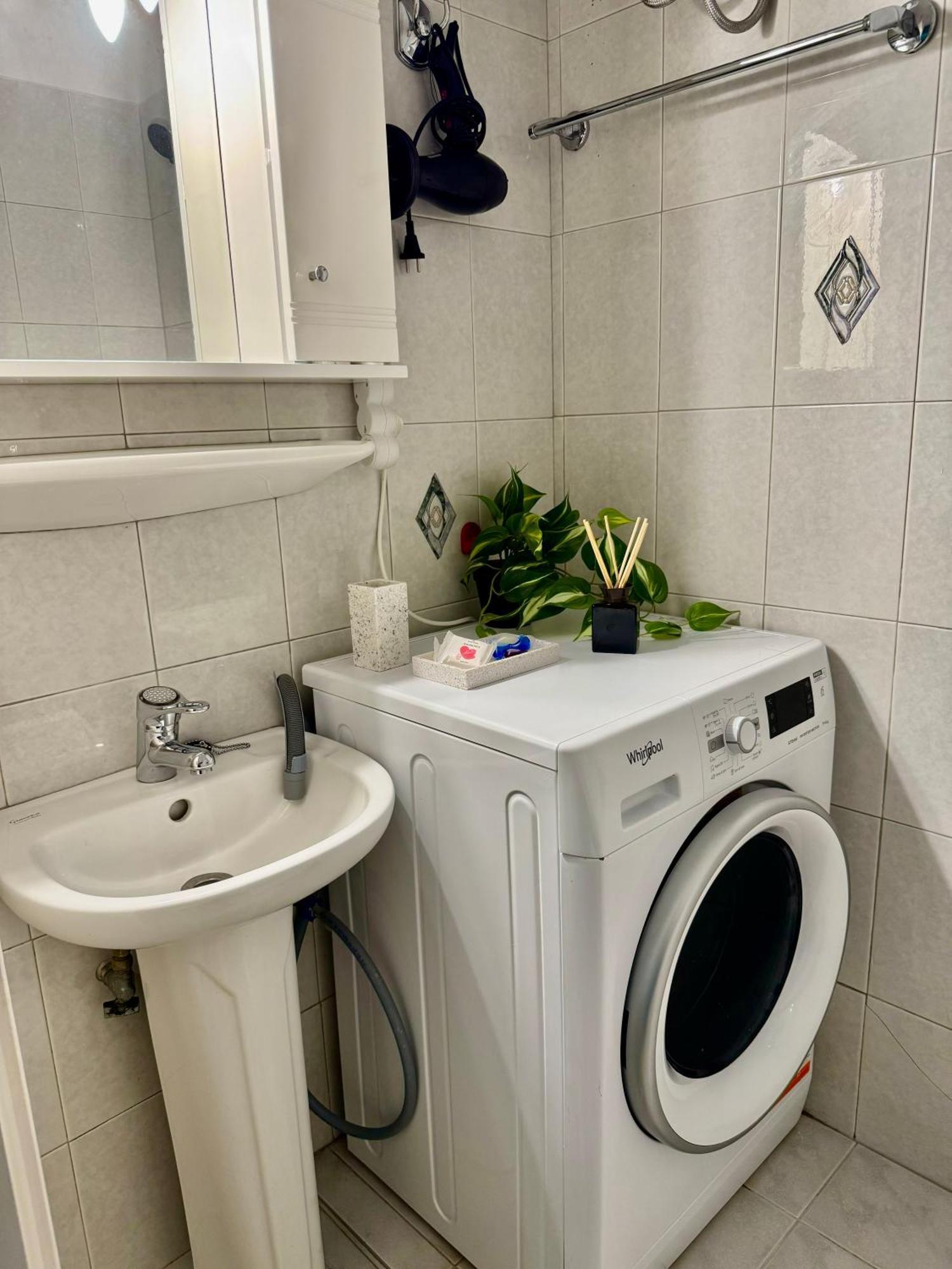 Sun Beach Apartment Anavyssos Esterno foto